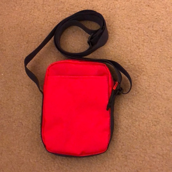 BAG - Picture 3 of 4